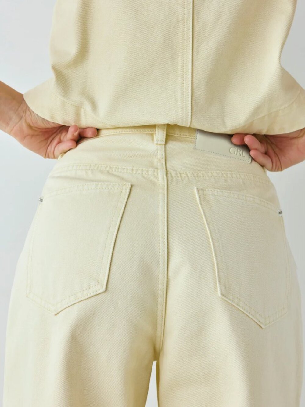 Manon Mid Rise Denim Jeans Butter - Picture 4 of 7